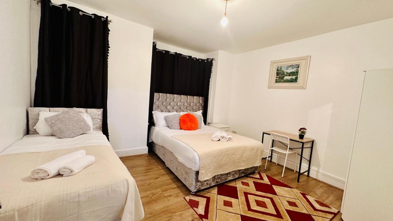 City Lodge Excel London Eksteriør bilde