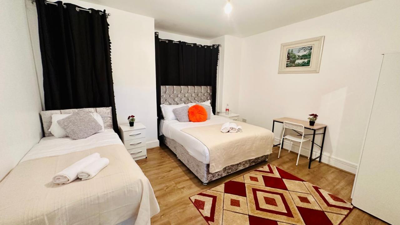 City Lodge Excel London Eksteriør bilde