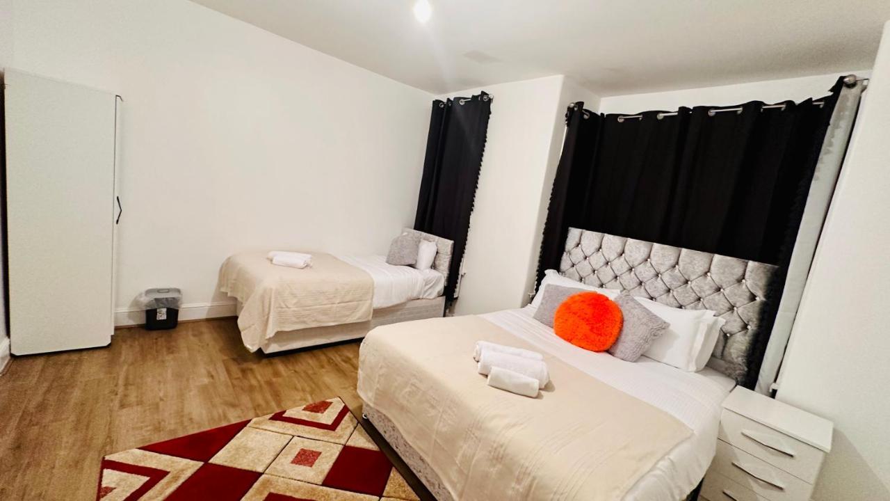 City Lodge Excel London Eksteriør bilde